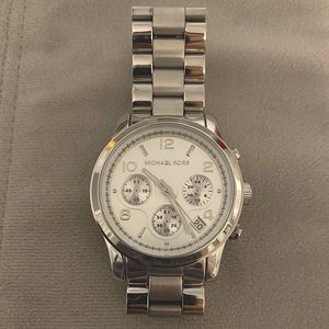 Michael Kors - Silver, 5076 Chronograph Women’s watch